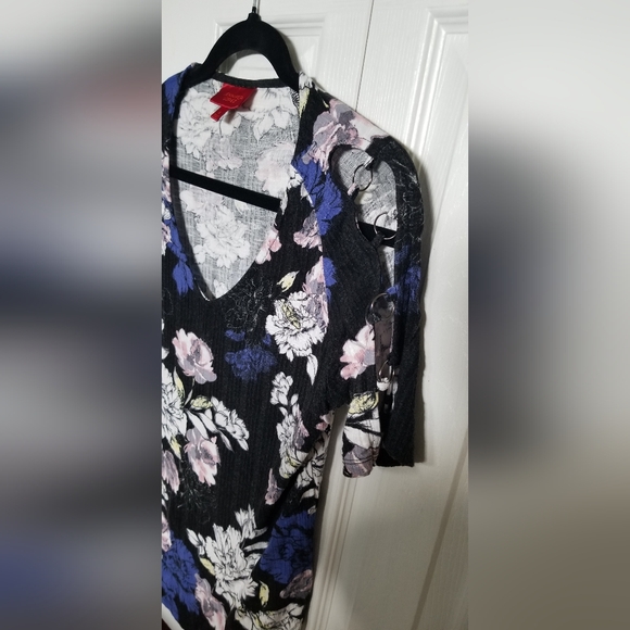 Blouse - Picture 2 of 2